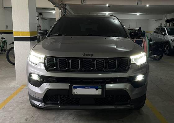 JEEP COMPASS 1.3 T270 TURBO FLEX LONGITUDE AT6 JEEP COMPASS 1.3 T270 TURBO FLEX LONGITUDE AT6